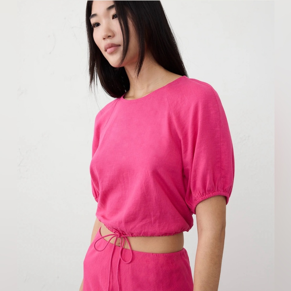 Banana Republic Factory Vibrant Pink Crop Top